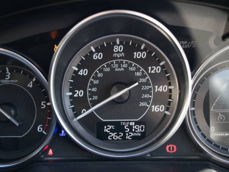 Does The Brake Pad Wear Indicator Go On The Inside Or Outside