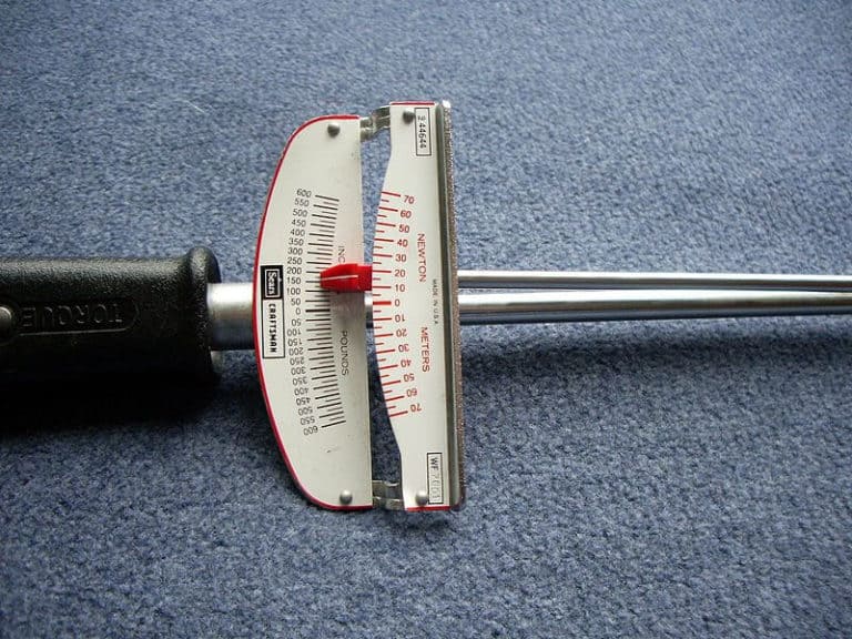 How To Use A Beam Torque Wrench