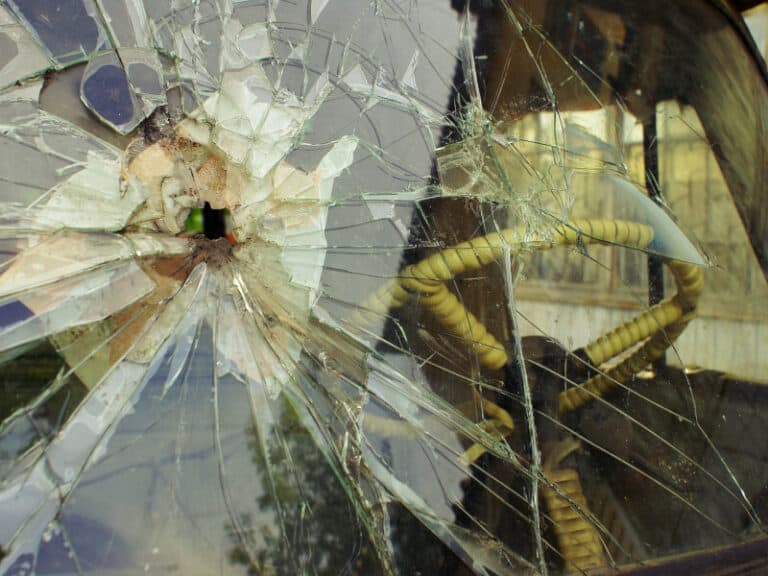 How To Remove Windshield Without Breaking It