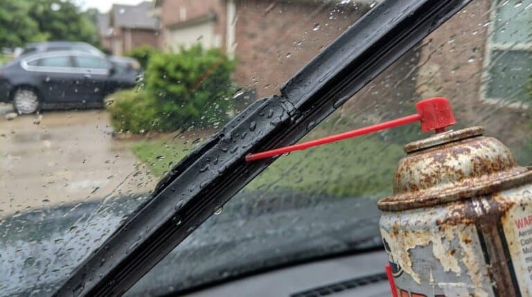 wd 40 on windshield wiper blades